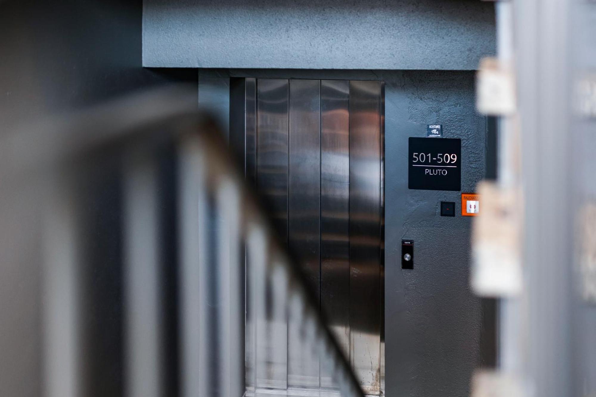 Sleephotels Cosmos Amburgo Esterno foto